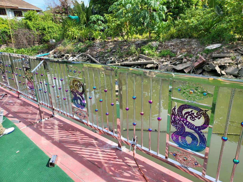 รั้วสเตนเลส